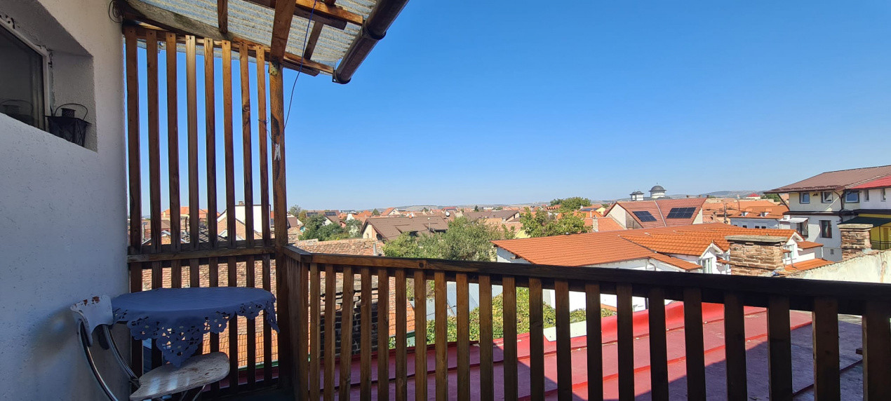 Apartament 2 camere \ mansarda \ Zona - Piata Cluj - Sibiu