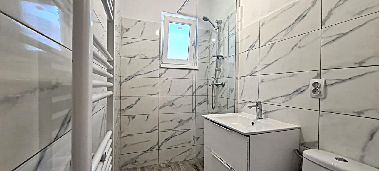 Apartament 2 camere \ vanzare \ Tarnaveni - Mures