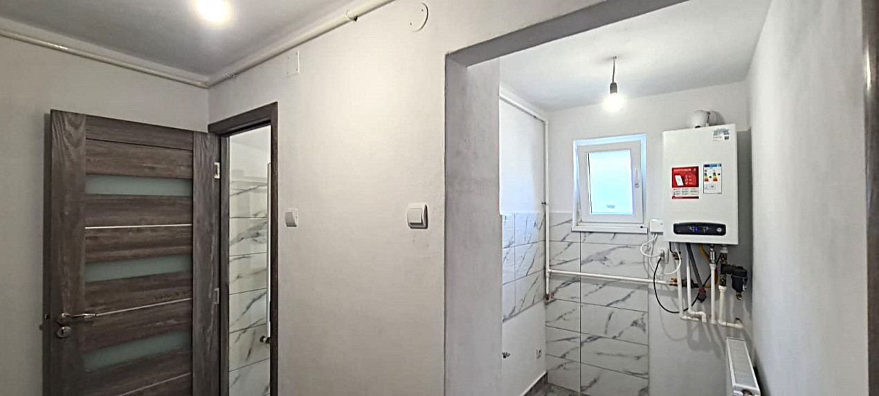 Apartament 2 camere \ vanzare \ Tarnaveni - Mures
