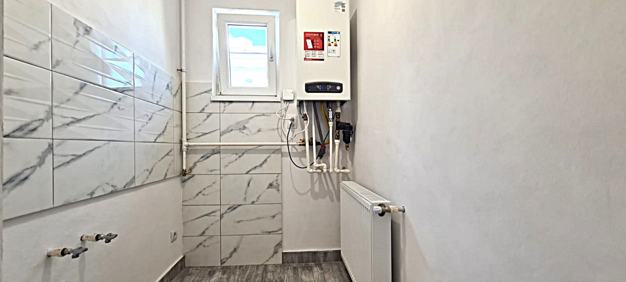 Apartament 2 camere \ vanzare \ Tarnaveni - Mures