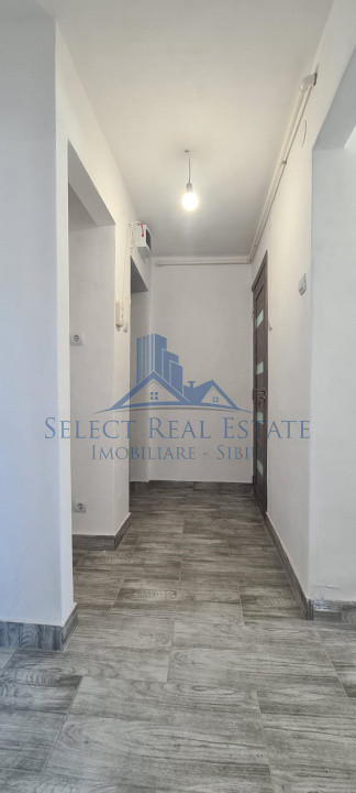 Apartament 2 camere \ Total Renovat \ Tarnaveni - Mures