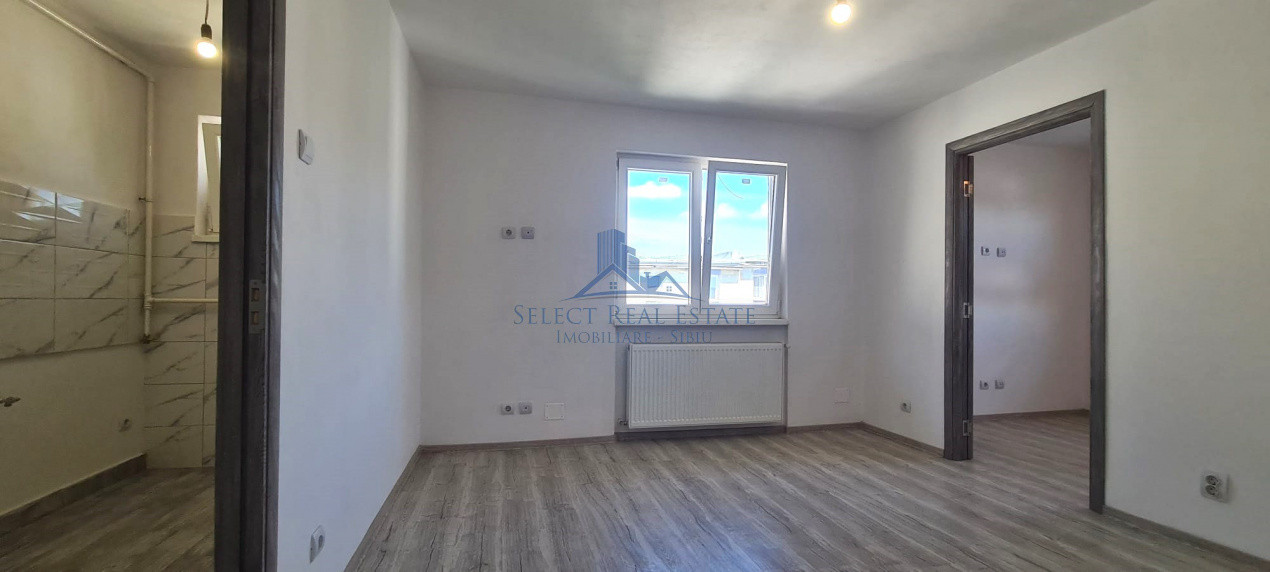 Apartament 2 camere \ Total Renovat \ Tarnaveni - Mures