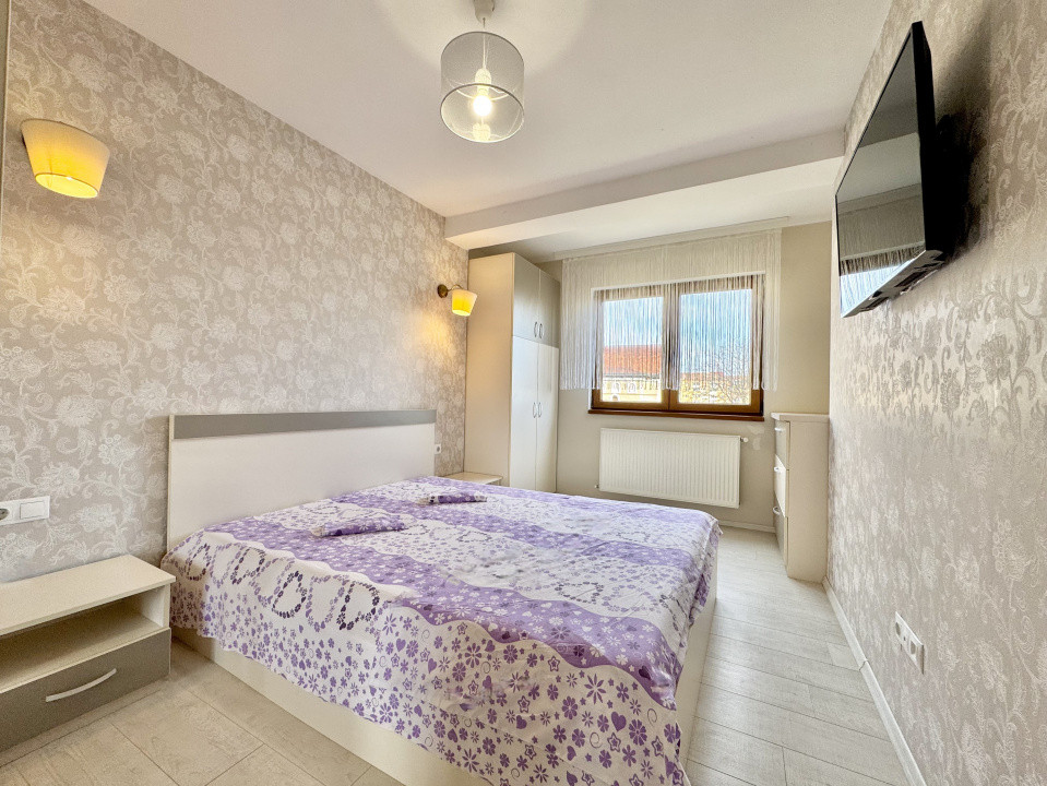 Apartament 3 camere \ parcare si curte privata \ Sibiu 