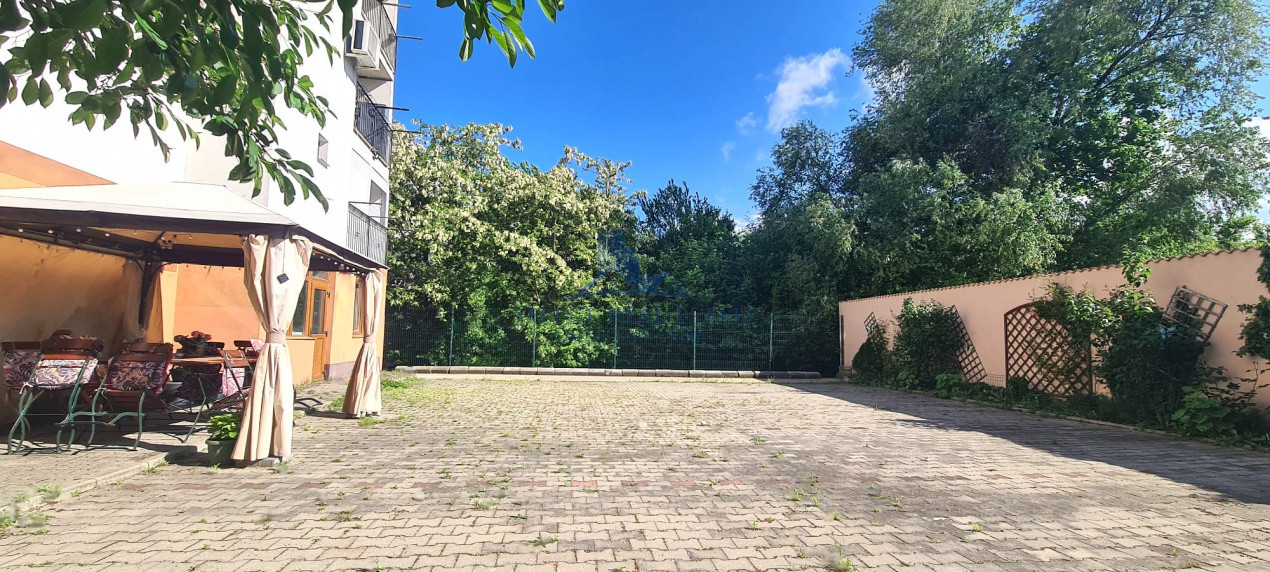 Apartament 3 camere \ curte privata \ Sibiu