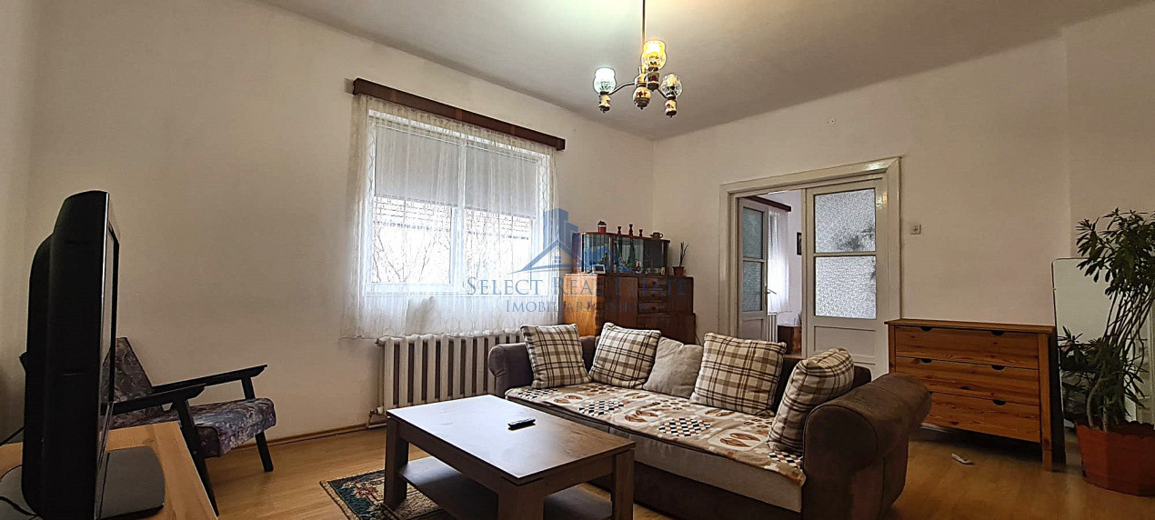 Apartament la casa + curte \ inchiriere \ Sibiu