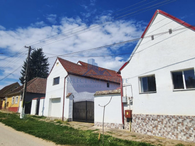 Casa de vanzare \ Hosman - Sibiu