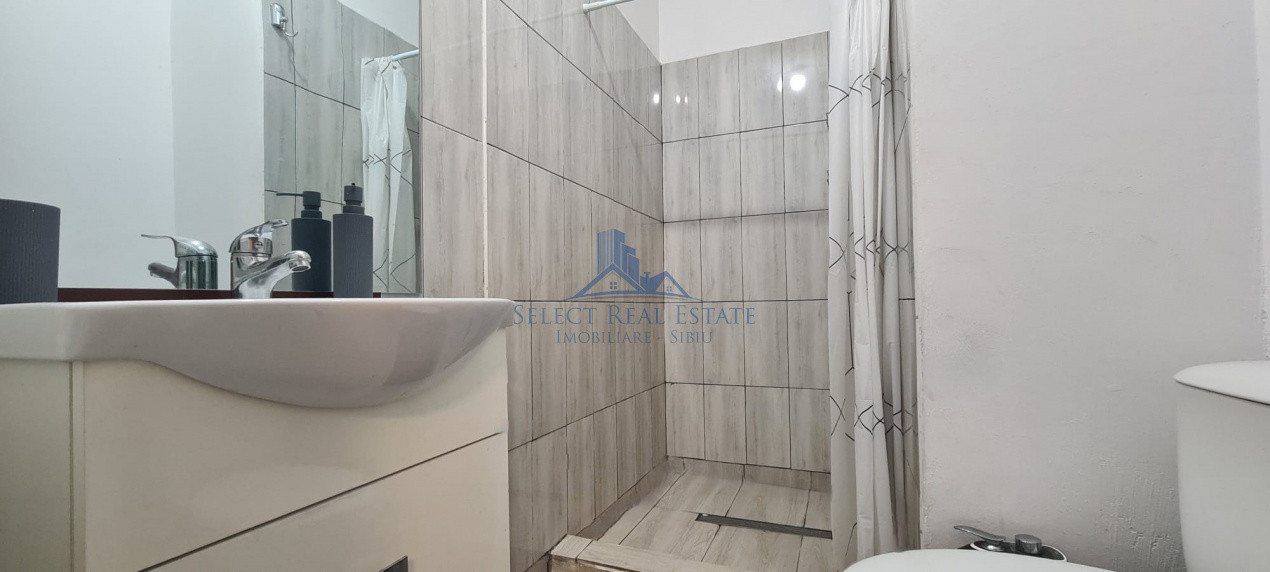 Apartament 2 camere la curte \ Sibiu