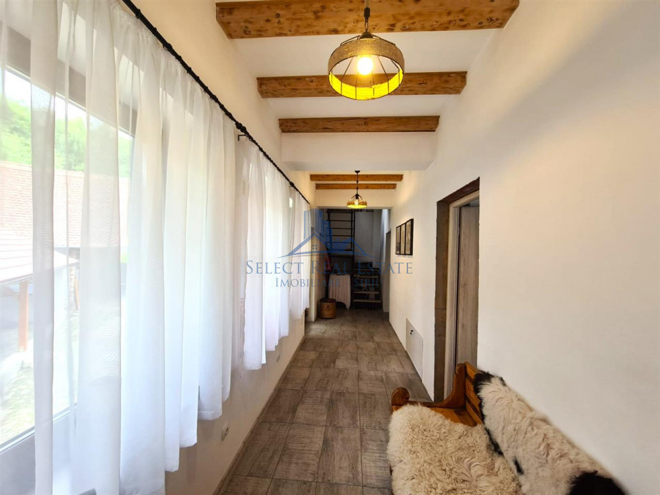 Casa rustica \ deosebita \ Marginimea Sibiului \ Fantanele