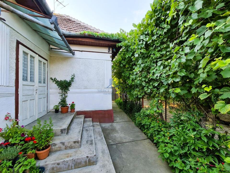 Casa individuala \ 1500 mp teren \ vanzare 