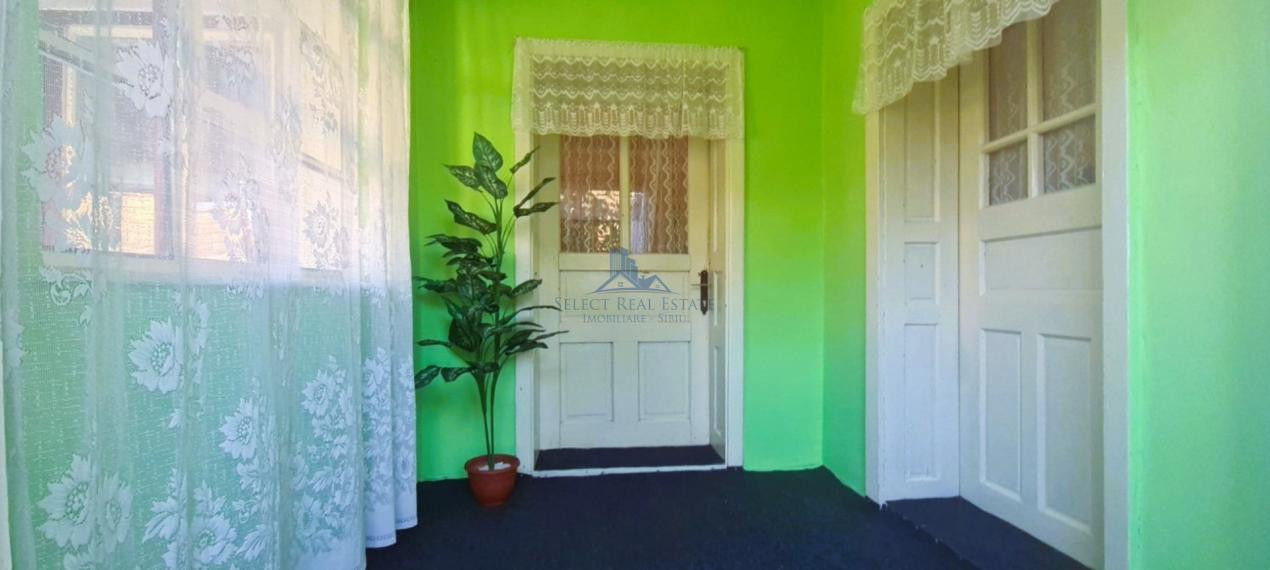 Casa individuala \ 1500 mp teren \ vanzare 