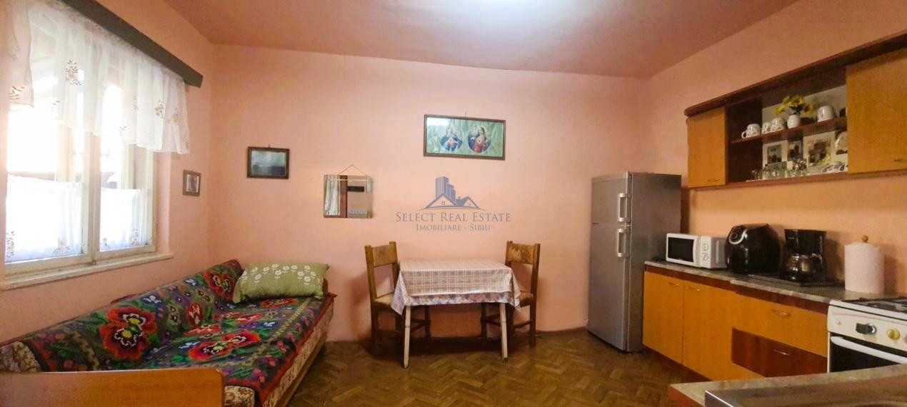 Casa individuala \ 1500 mp teren \ vanzare 