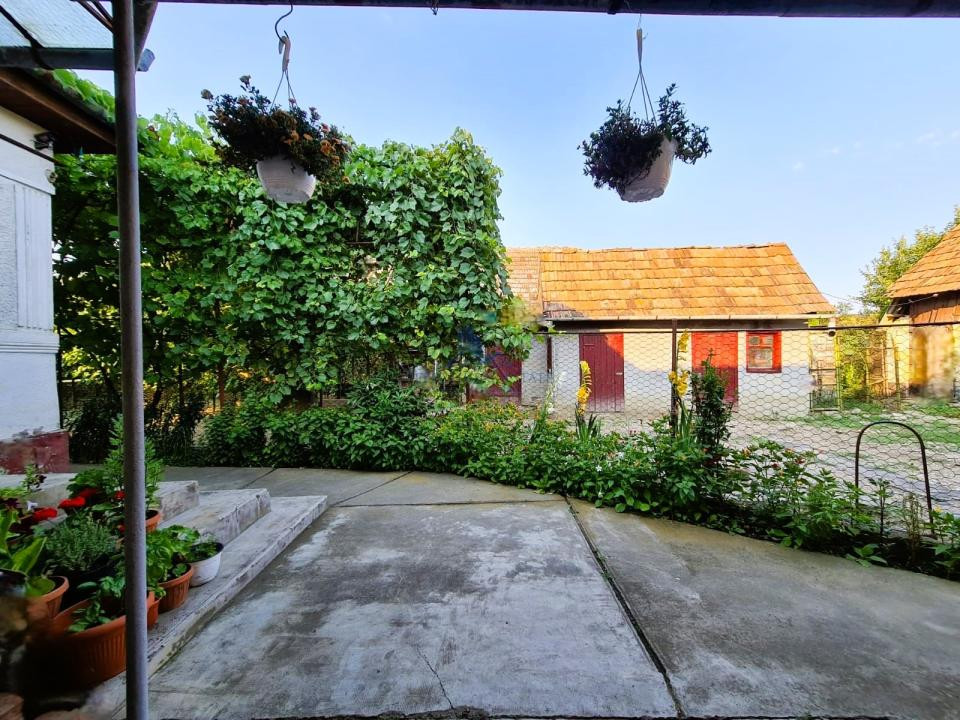 Casa individuala \ 1500 mp teren \ vanzare 