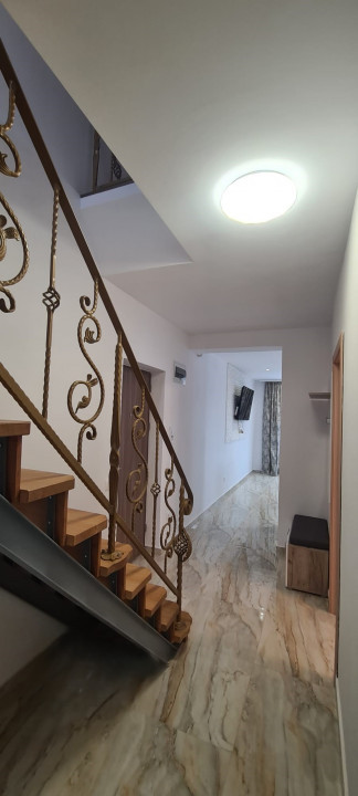 Apartament 6 camere decomandat / inchiriere / Arhitectilor-Sibiu