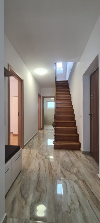 Apartament 6 camere decomandat / inchiriere / Arhitectilor-Sibiu