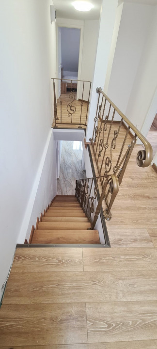 Apartament 6 camere decomandat / inchiriere / Arhitectilor-Sibiu