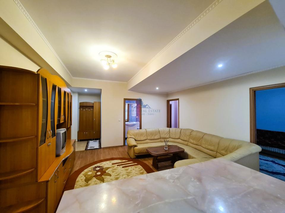 Apartament 3 camere\ Etaj 2\ Sibiu - zona Belvedere